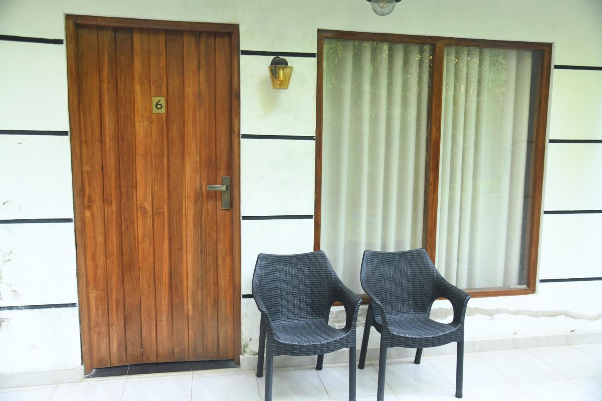 Wild Park Safari Home Stay Udawalawe Buitenkant foto